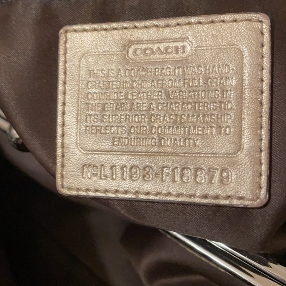 Coach purse - Picture 4 of 5